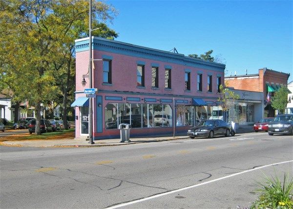 Monroe Ave Corner Glass Storefront: 181 Monroe Ave, Rochester, NY 14607